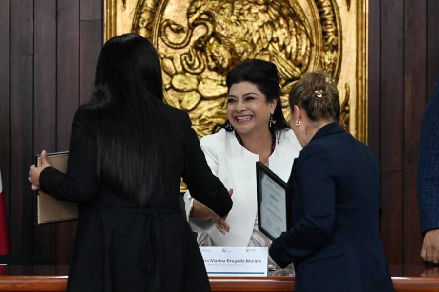 Importante la capacitación para tener a los mejores profesionales en procuración de justicia: Clara Brugada