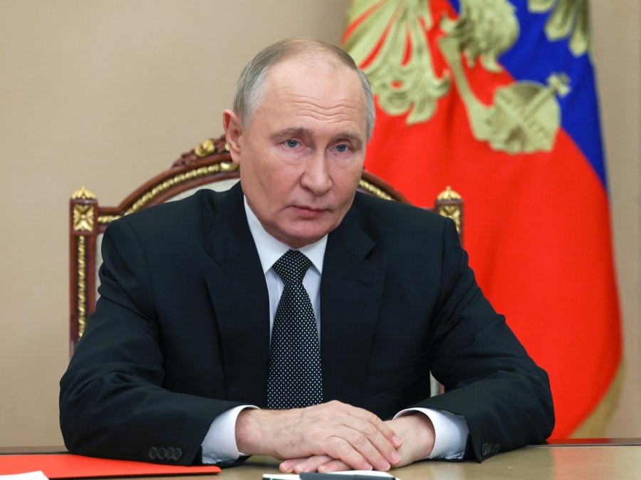 Putin firma acuerdo de defensa mutua con Corea del Norte