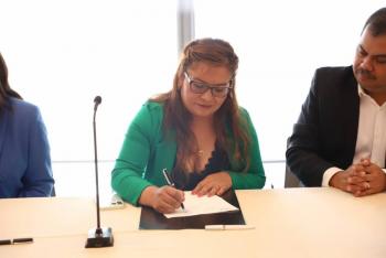 Participa Alcaldesa de Tec&aacute;mac en la Firma de Convenio de Colaboraci&oacute;n Entre AALMAC y BBVA