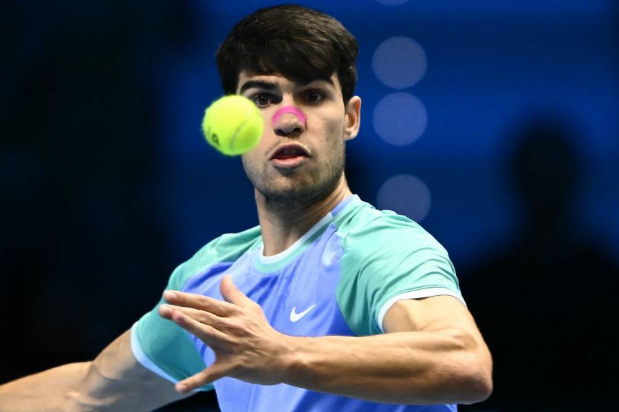 Alcaraz se reengancha al Masters con victoria contra Rublev