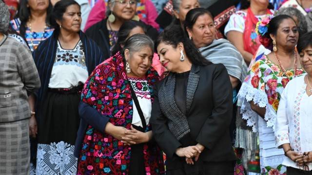 Reconoce Clara Brugada resistencia y arte de las mujeres indígenas en el encuentro 