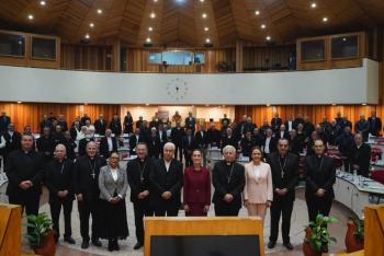 Sheinbaum se re&uacute;ne con Episcopado; le piden paz, estrategia afectiva de seguridad, defensa a la vida y equilibrio de poderes