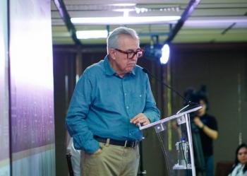 Rocha Moya comunica al IEES su disposici&oacute;n para ser sujeto al proceso de revocaci&oacute;n de mandato; solicita que se inicie el proceso