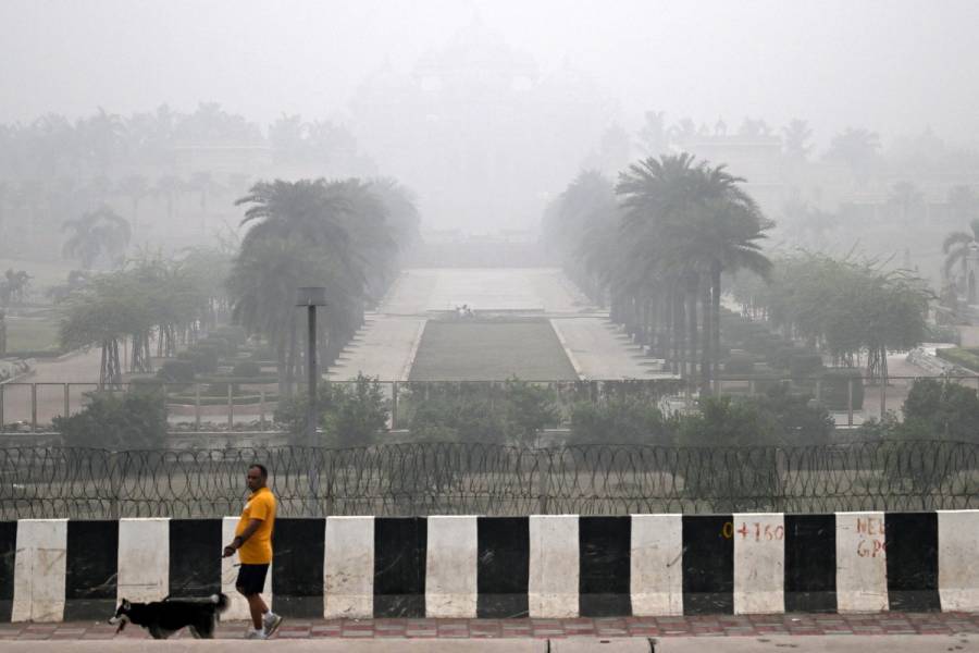 Nueva Delhi: niebla tóxica provoca cancelaciones de vuelos