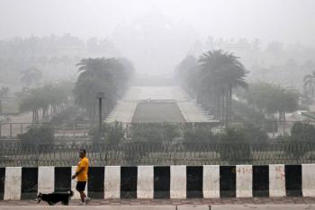 Nueva Delhi: niebla t&oacute;xica provoca cancelaciones de vuelos