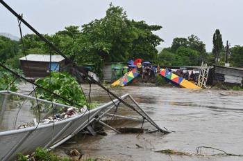 Tormenta tropical Sara deja 1 muerto, r&iacute;os desbordados y comunidades incomunicadas en Honduras