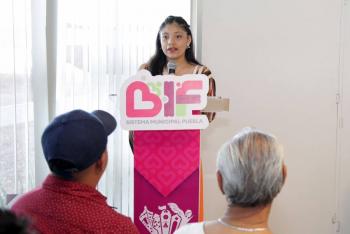 Se grad&uacute;an 44 alumnos del CMERI en diferentes &aacute;reas de atenci&oacute;n