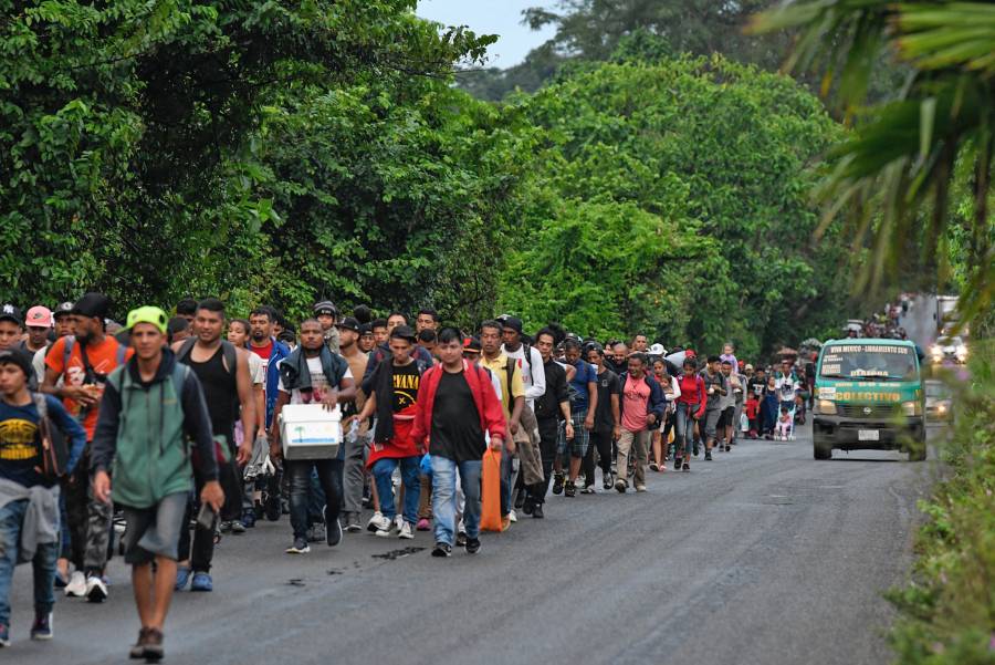 México: cientos de inmigrantes forman una caravana antes de la investidura de Donald Trump