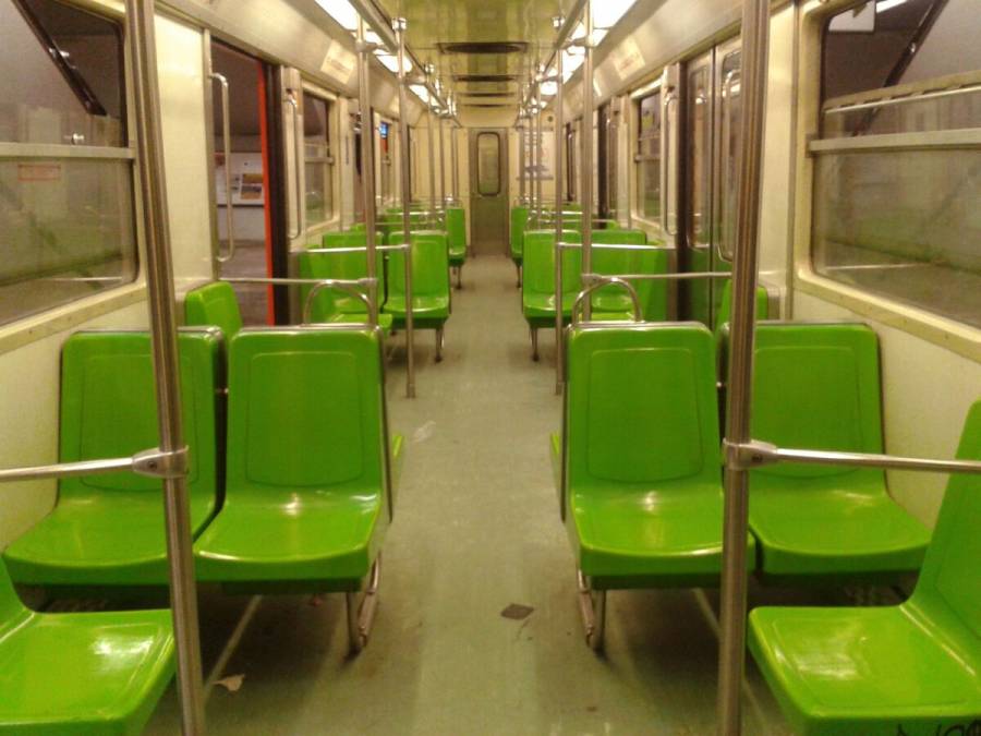 Proponen reservar vagón del Metro para personas vulnerables