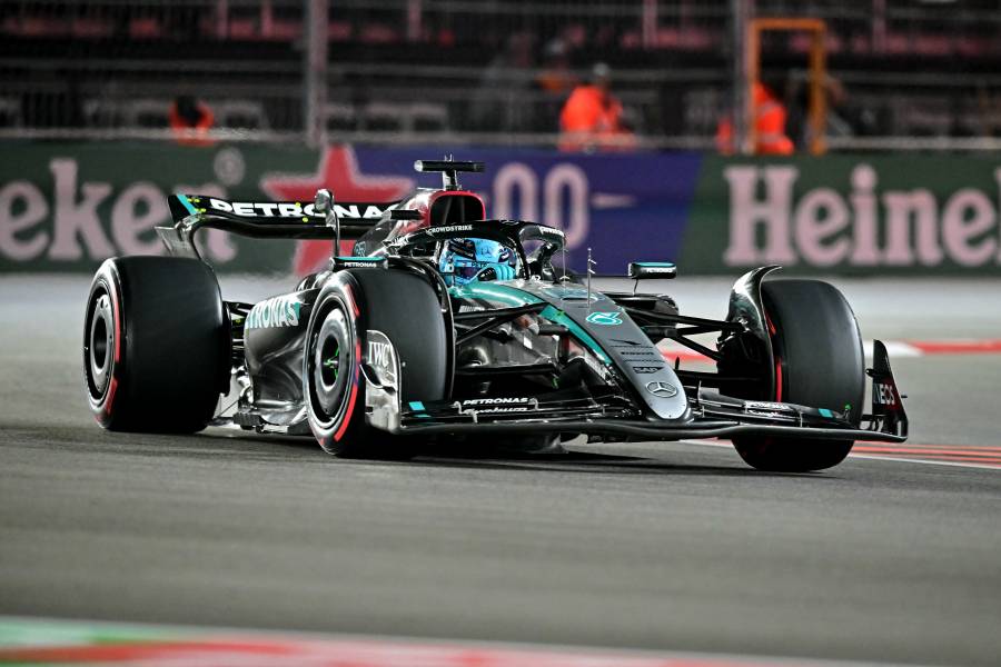 George Russell, el más rápido en los terceros libres del GP de Las Vegas; “Checo” Pérez, lugar 13
