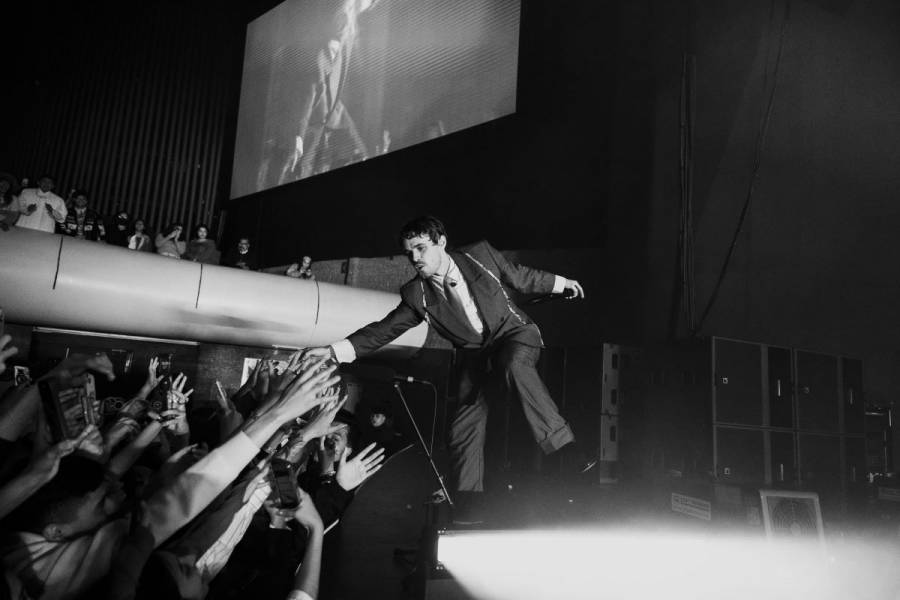 Sen Senra, se consagra en México con su primer show en el Auditorio Nacional