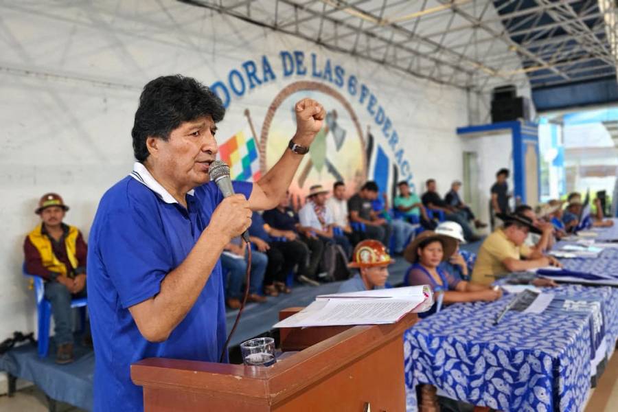 Afines a Evo Morales impulsarán su candidatura presidencial pese a inhabilitación judicial