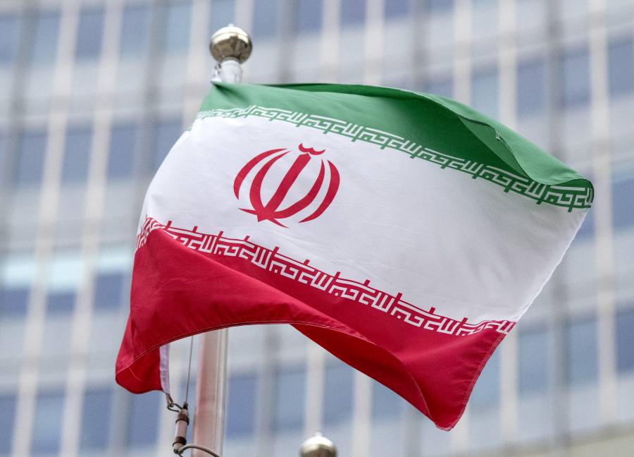 Irán mantendrá conversaciones sobre su programa nuclear con Francia, Alemania y Reino Unido