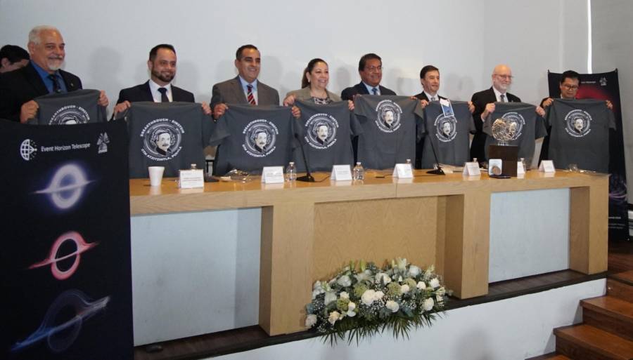 Reconocimiento al Gran Telescopio Milimétrico en el Congreso de Puebla por logros en el Event Horizon Telescope