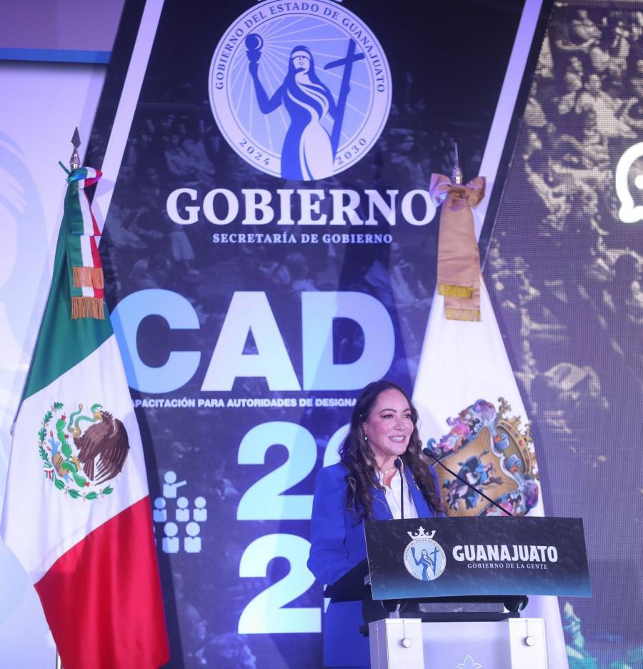 Gobernadora de Guanajuato inaugura programa de capacitación para fortalecer servicios municipales