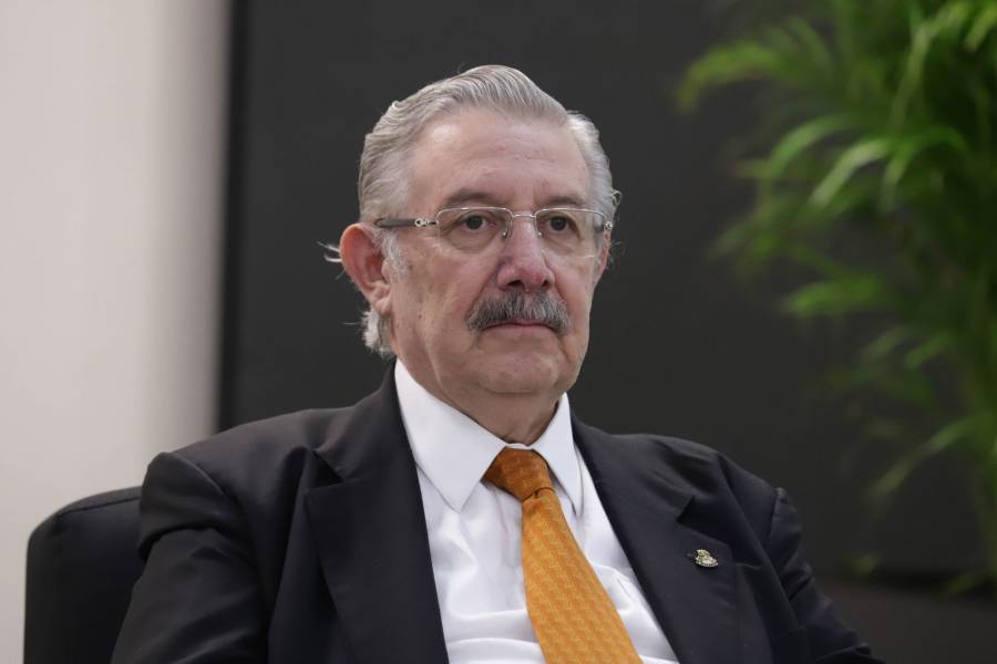 Aguilar Morales concluye oficialmente su encargo como ministro