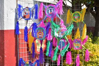 Anuncian Feria de la Pi&ntilde;ata, esfera y art&iacute;culos navide&ntilde;os en Neza; llaman a comerciantes a participar
