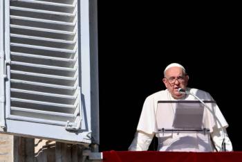 El papa urge a los pol&iacute;ticos de L&iacute;bano elegir a un presidente 