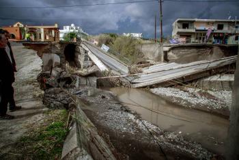 Tormenta Bora causa dos muertos e importantes da&ntilde;os en Grecia