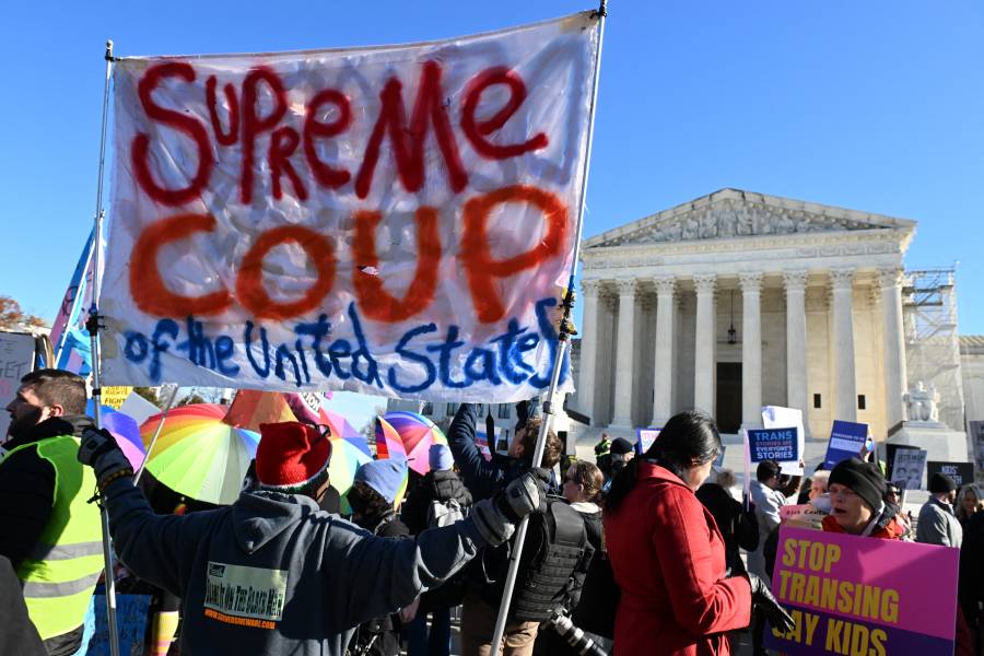 Corte Suprema de EEUU examina el acceso de los menores transgénero a tratamiento