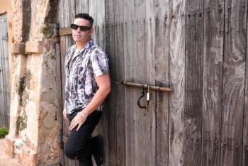 Didier “Didi” Hern&aacute;ndez presenta su nuevo single “As&iacute; Soy Yo, Didi