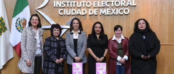 Presentan Tiempo de Mujeres, un libro que invita a reflexionar sobre los retos y logros de las mujeres