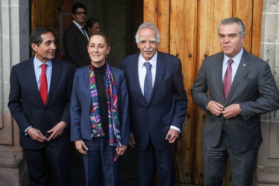 Claudia Sheinbaum se re&uacute;ne con empresarios del CMN para discutir inversiones