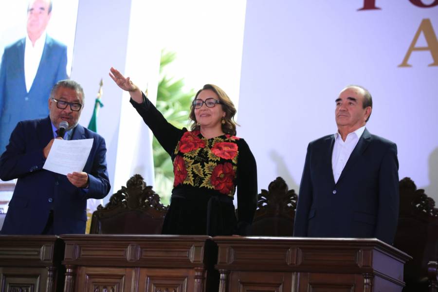 Azucena Cisneros asume como la primera Presidenta Municipal de Ecatepec y presenta su plan de gobierno para 2025-2027