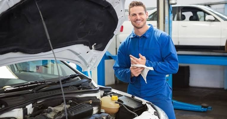 ¿Cu&aacute;l es el Mejor Lubricante y Anticongelante para tu Motor?