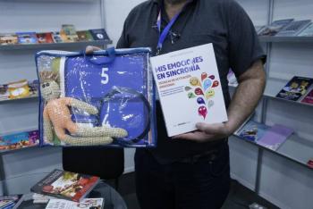 Presentan en la FIL Guadalajara herramienta que promete transformar terapias infantiles