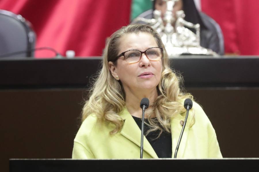 Buscan regular el uso de colores partidistas en instalaciones del servicio público