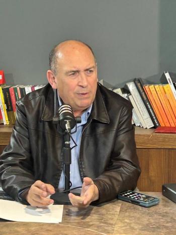 Moreira presenta moci&oacute;n para eliminar pago a Fobaproa