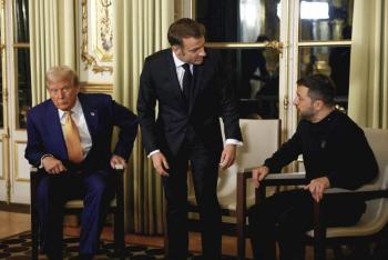 Zelensky insiste en una paz justa mientras Trump sugiere reducci&oacute;n de ayuda militar a Ucrania