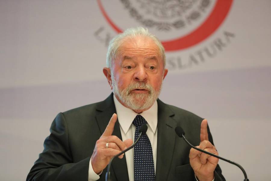 Lula se recupera tras una operación por una hemorragia intracraneal