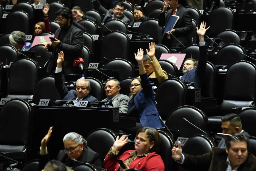 Diputados aprueban reforma para eliminar siete órganos autónomos en México