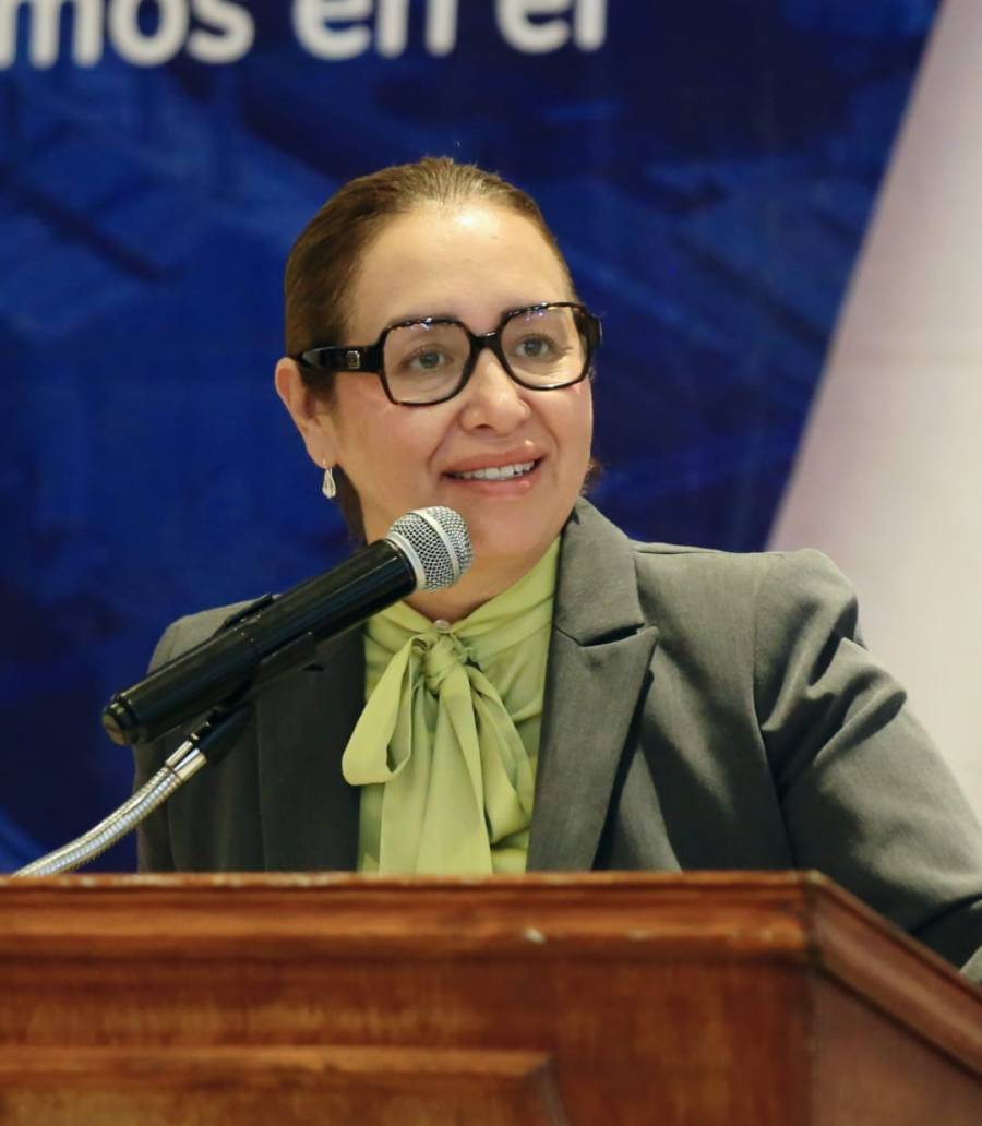 Azucena Cisneros impulsar&aacute; educaci&oacute;n y empleo para j&oacute;venes de Ecatepec con nuevos programas y universidad p&uacute;blica