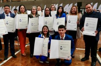 Encabeza Mario Delgado entrega de mil 899 t&iacute;tulos de Licenciatura de la UnADM