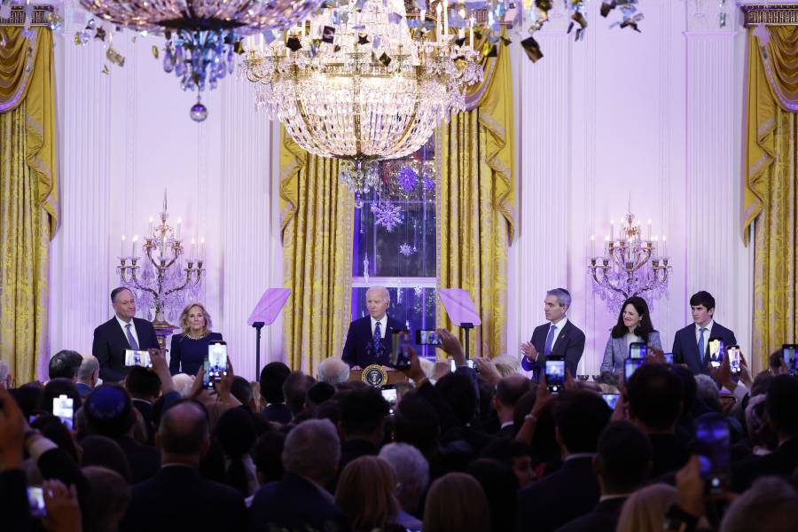 Trump advierte que uno de sus mayores oponentes podría estar 