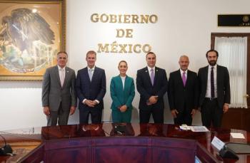 Sheinbaum se re&uacute;ne con presidente de Canadian Pacific Kansas City