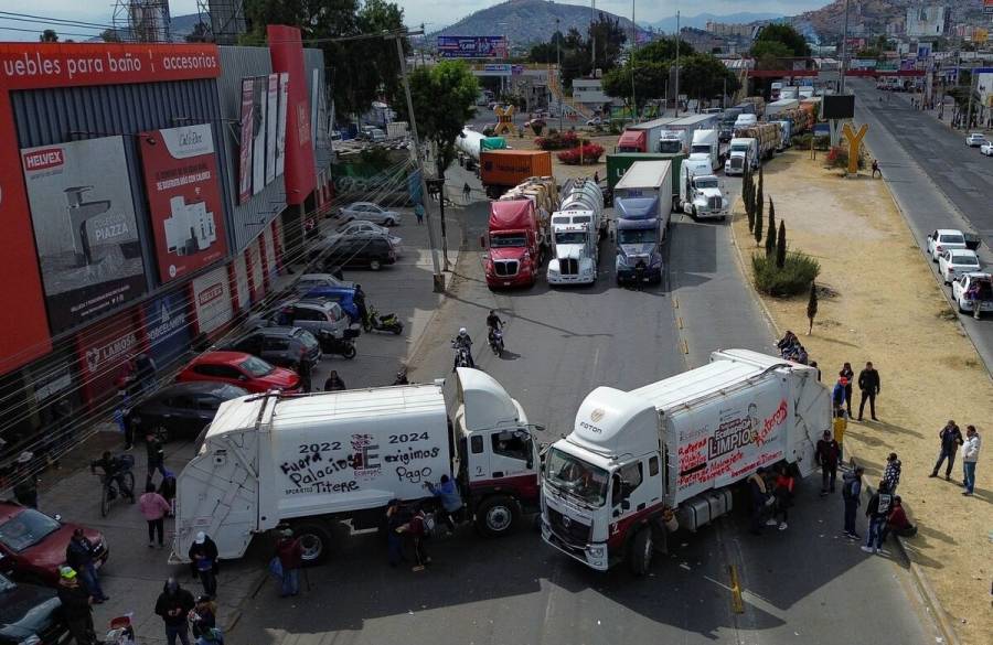 Sindicalizados de Ecatepec levantan bloqueos; Gobierno de Edomex garantiza sus pagos