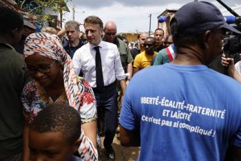 Francia: Macron debilitado por declaraciones pol&eacute;micas en Mayotte