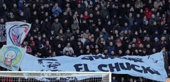 Chucky Lozano recibe emotivo homenaje en su despedida del PSV Eindhoven