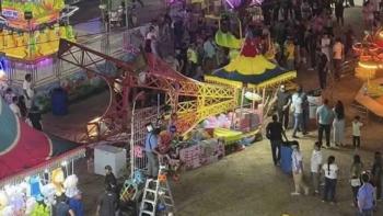 Desplome de juego mec&aacute;nico en feria de Acapulco deja dos heridos