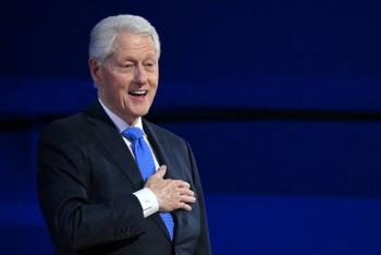 El expresidente de EEUU Bill Clinton es hospitalizado con fiebre