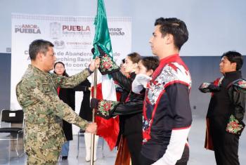 Abandera Gobierno de Puebla a j&oacute;venes de “All Star Marching Band”