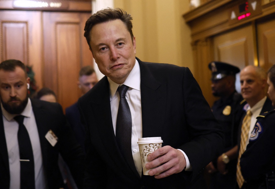 Elon Musk defiende el programa de visados H-1B en medio de debate con seguidores de Trump