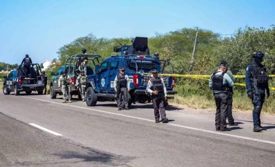 Fuerzas federales liberan bloqueo en carretera M&eacute;xico-Nogales en Elota