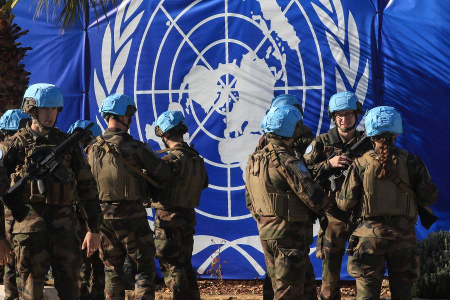 Francia dice que bombarde&oacute; posiciones del Estado Isl&aacute;mico en Siria
