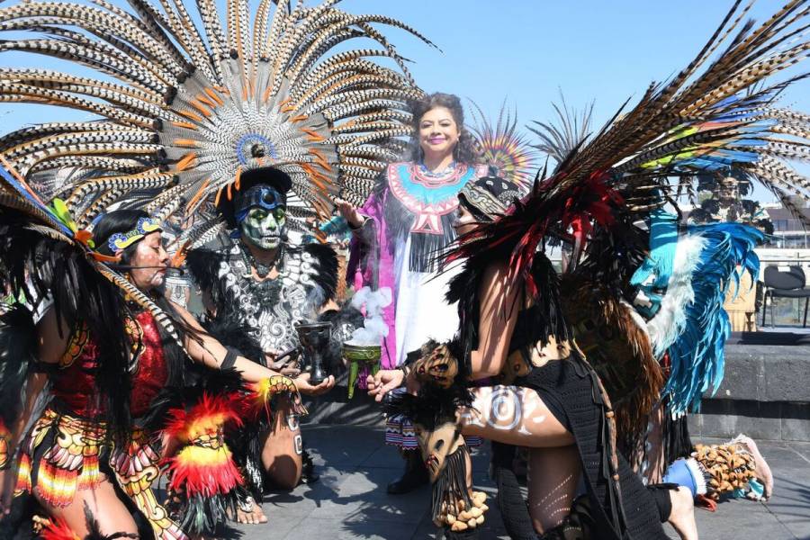 Firma Brugada decreto para conmemorar los 700 a&ntilde;os de la fundaci&oacute;n de M&eacute;xico-Tenochtitlan