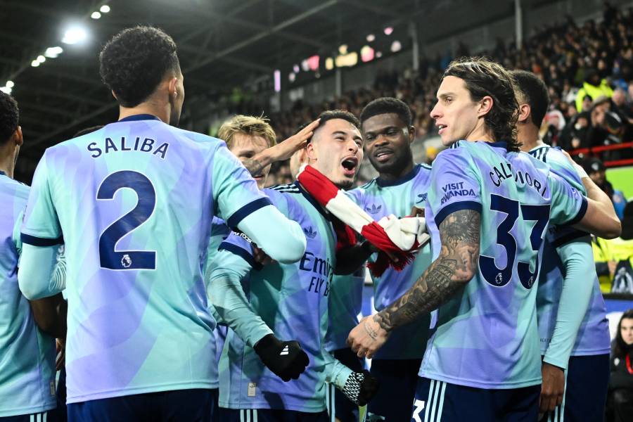 Arsenal remonta ante Brentford y recupera el segundo puesto